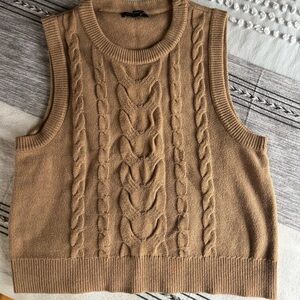 Banana Republic Knit Sweater Vest in Tan